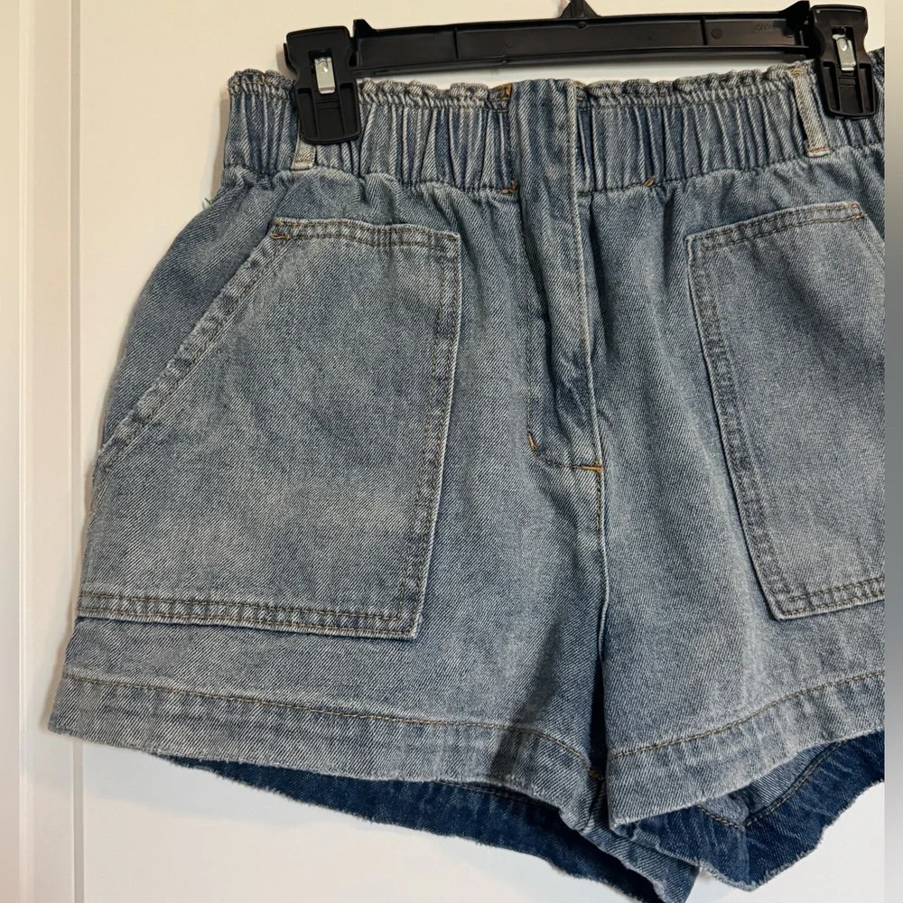 Mustard Seed Elastic Waist High Rise Denim Shorts Women's Medium Blue Distressed - Picture 13 of 16